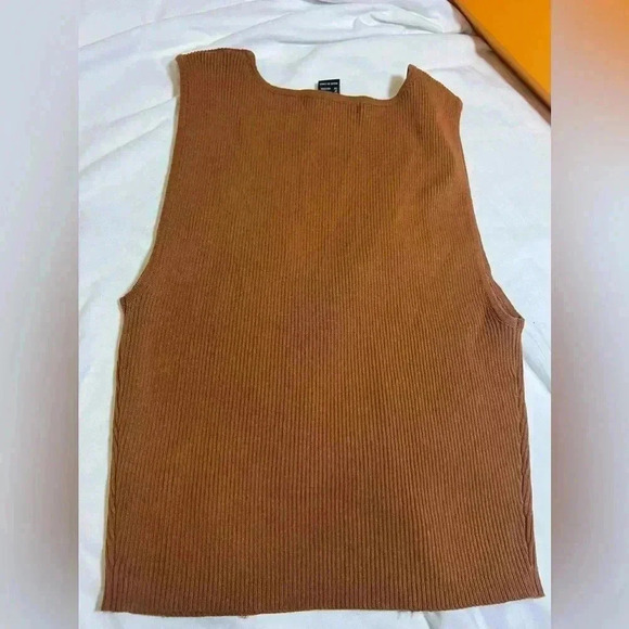 Forever 21 Pleated Tight Tank Top, Square neck - Picture 3 of 3